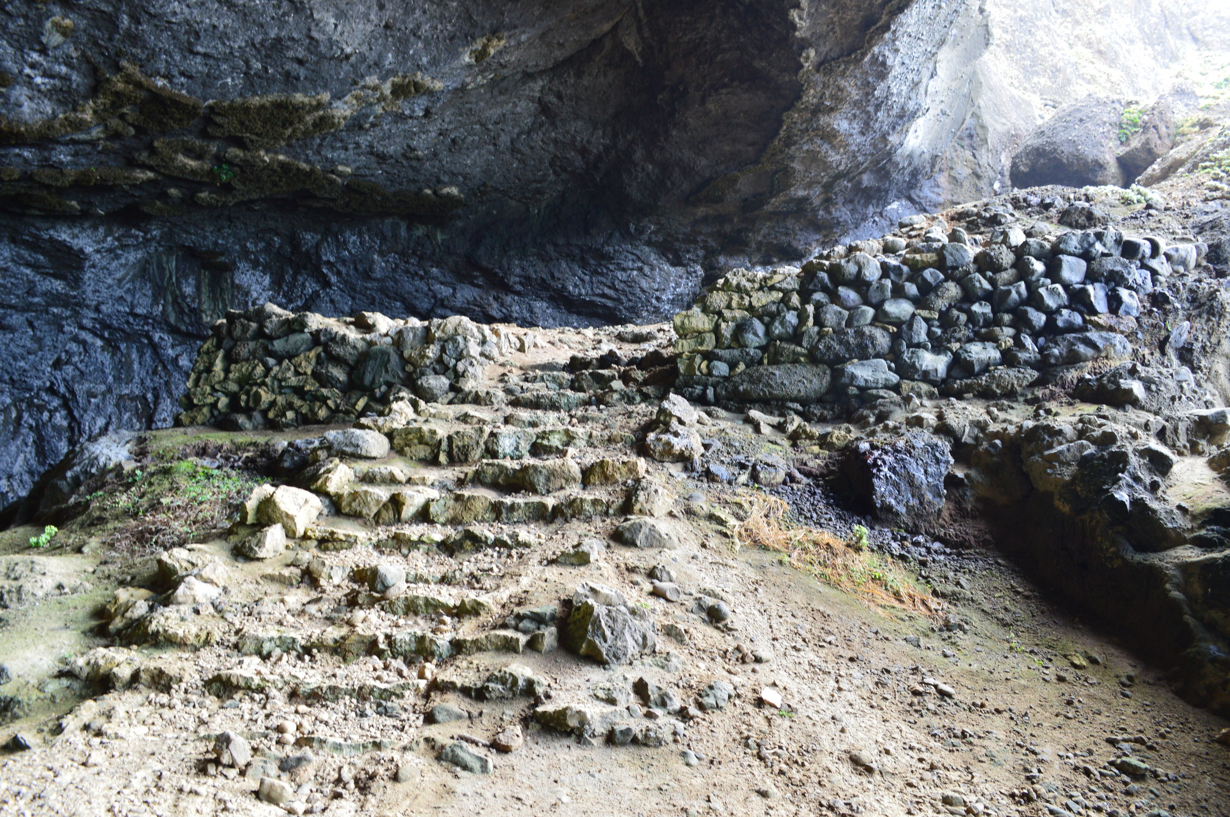  Stairs in the cave to viewing area 