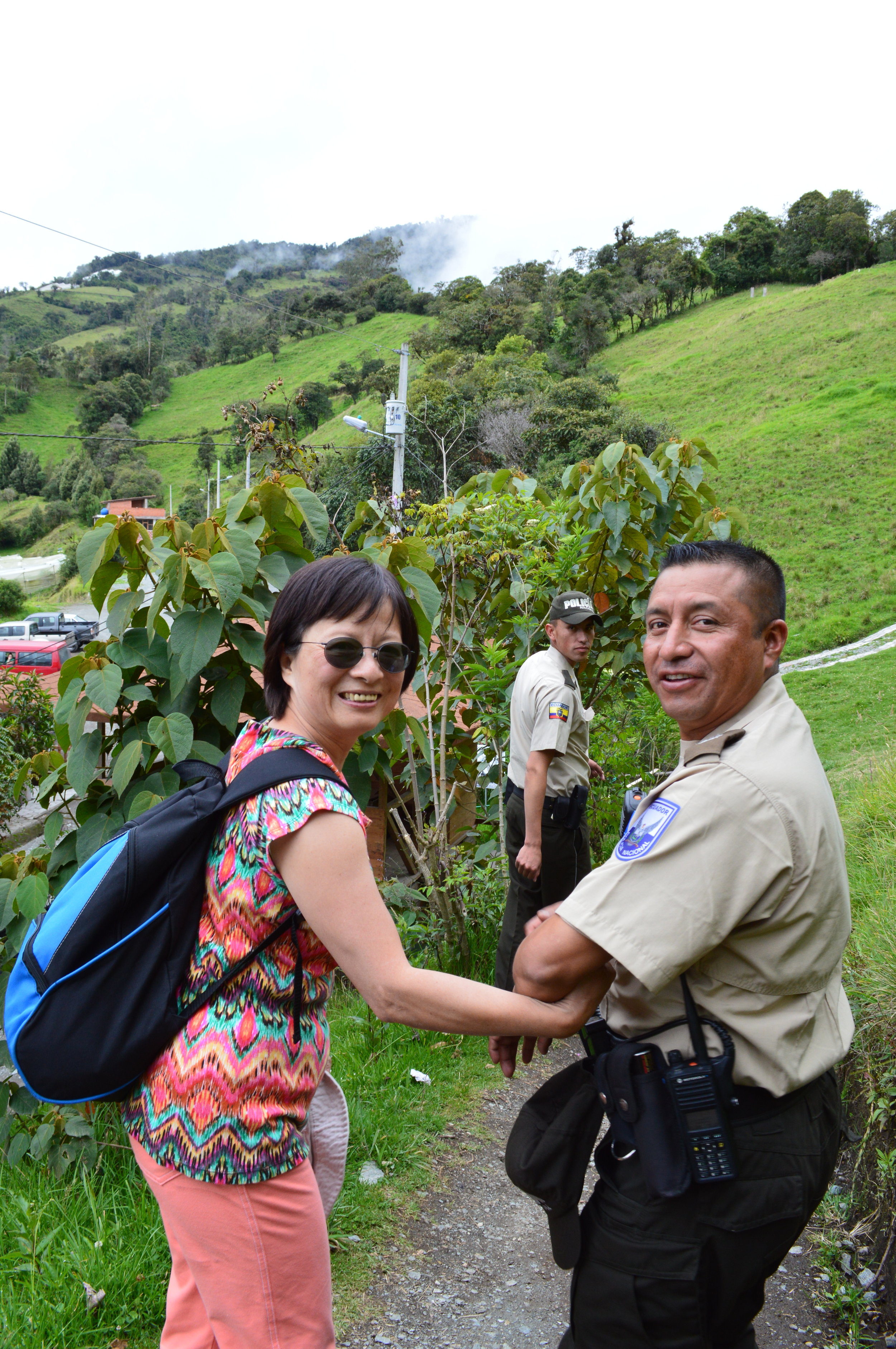  Police lended a hand and guided us back down to the bus stop 