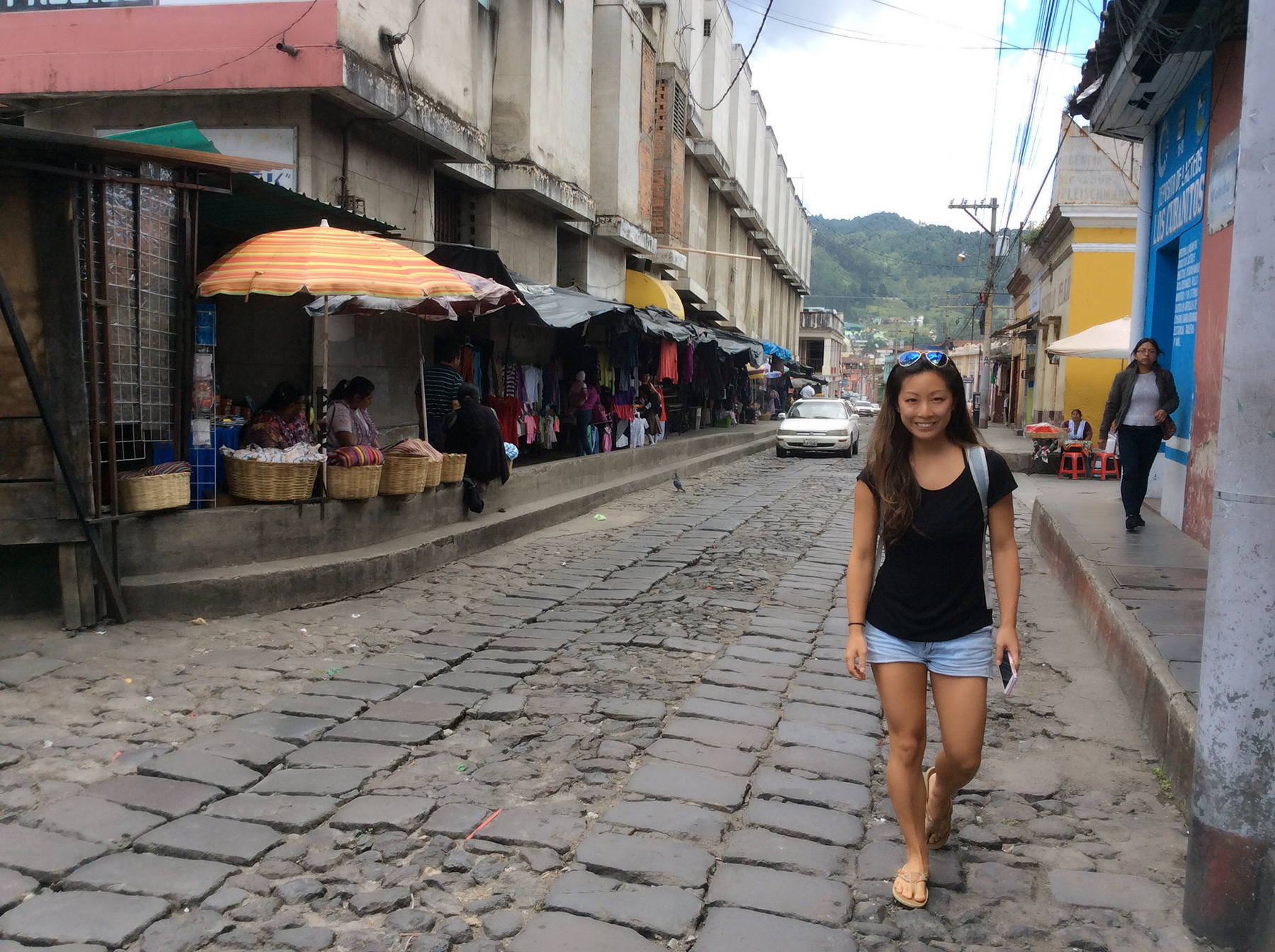 Walking to Parque Central