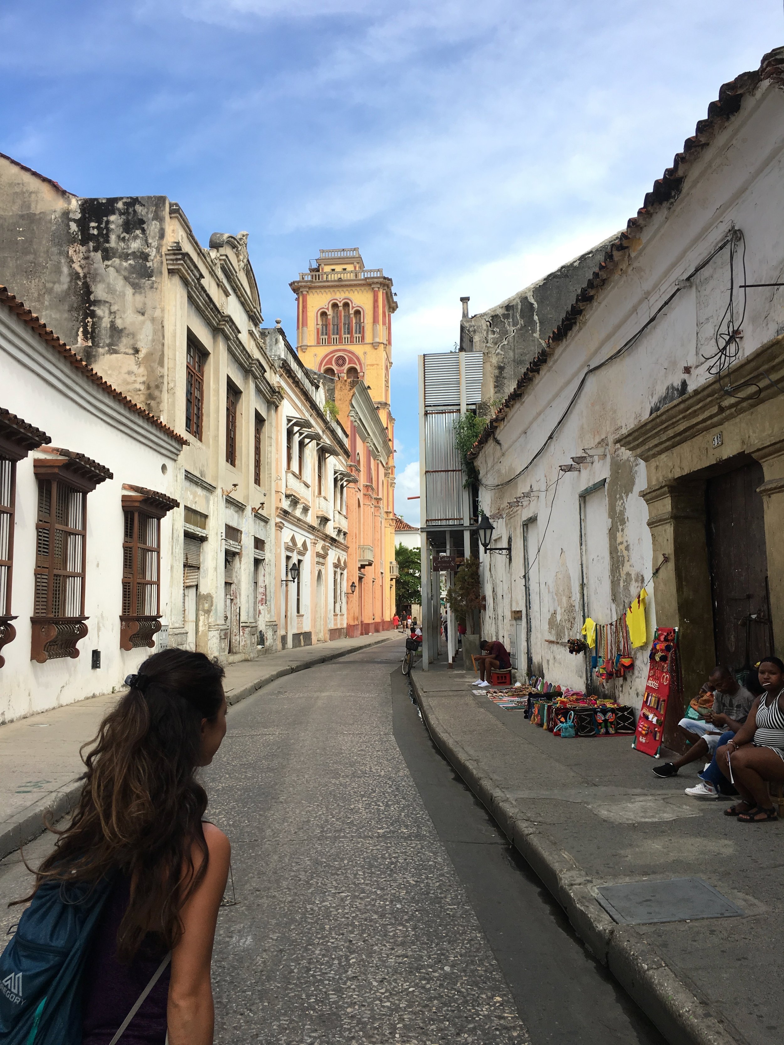  Walking through the Walled City 